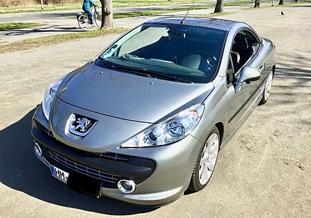 Peugeot 207 CC Platinum 120 PS