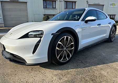 Porsche Taycan 4 Cross Turismo Sport Sport Chrono
