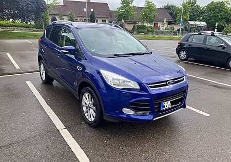 Ford Kuga 2,0 TDCi 4x4, AHK, 8-fach