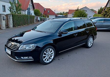VW Passat Variant Volkswagen 1.8 TSI DSG Top Ausstattung