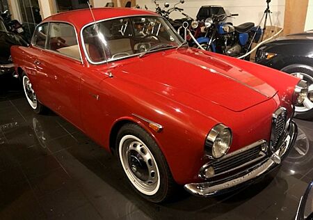 Alfa Romeo Giulietta Sprint 1300