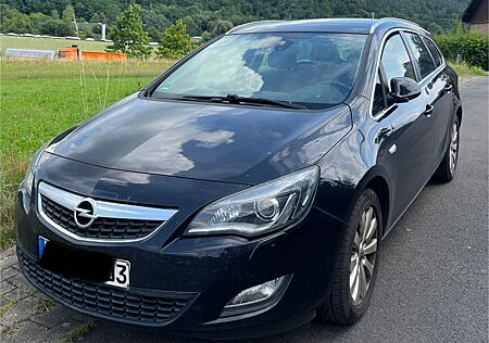 Opel Astra Sports Tourer 1.6 Turbo INNOVATION 132...