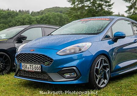 Ford Fiesta 1,5 EcoBoost ST mit 3 Jahren Garantie