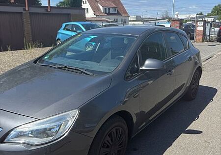 Opel Astra 1.4 Turbo *TÜV NEU *SCHECKHEFT *KLIMA