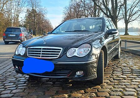 Mercedes-Benz C 200 KOMPRESSOR T ELEGANCE Elegance