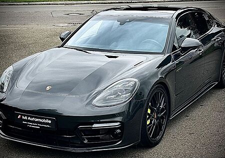 Porsche Panamera Turbo S E-Hybrid *SportDesign*