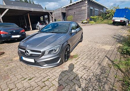 Mercedes-Benz CLA 220 CDI DCT AMG Line AMG Line