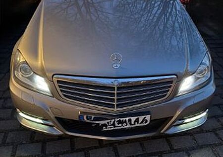 Mercedes-Benz C 220 CDI 4MATIC T AVANTGARDE Autom. AVANTGARDE
