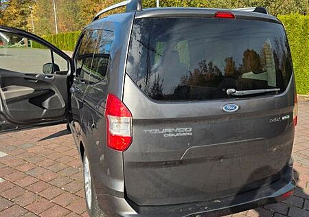 Ford Tourneo Courier 1.0 EcoBoost 74kW Titanium T...