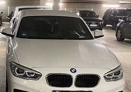 BMW 118i Sport Line Sport Line