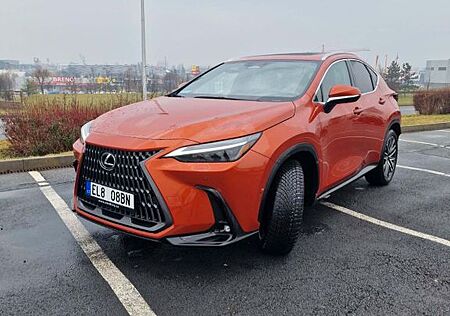 Lexus NX 450h 450h+ E-FOUR Luxury Line Orange