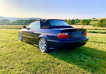 BMW 320i e36 Cabrio
