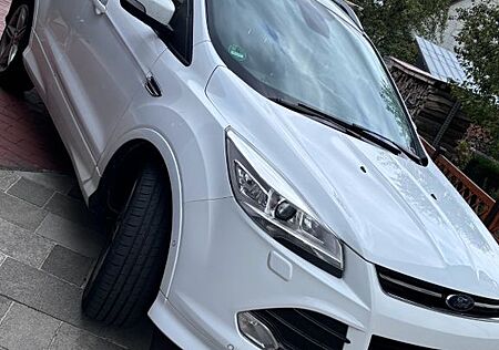 Ford Kuga 2,0 TDCi 4x4 132kW Individual PowerShif...