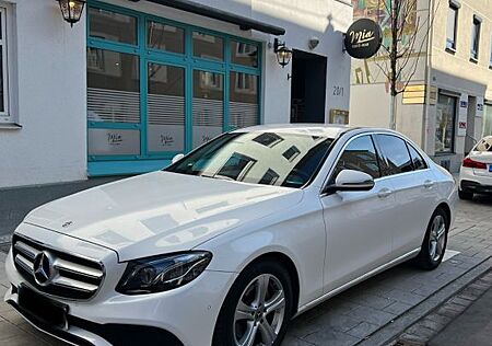Mercedes-Benz E 220 d Autom.