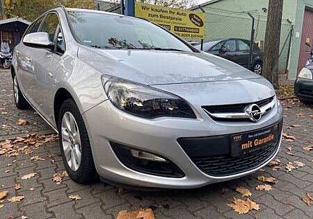 Opel Astra J Sports Tourer Style