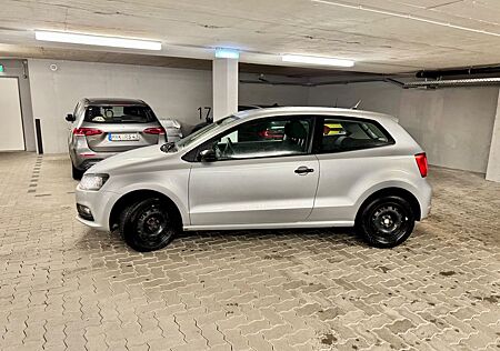 VW Polo Volkswagen 1.0 44kW., 8-fach bereift, Klimaautomatik