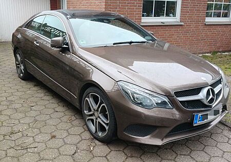 Mercedes-Benz E 400 Coupé Top gepflegt