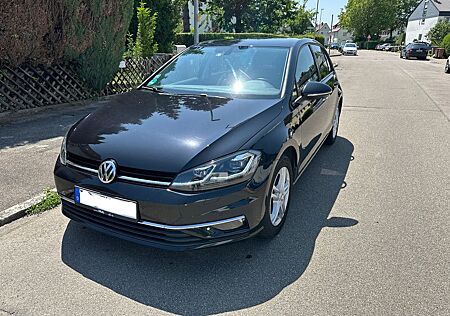 VW Golf Volkswagen VII Highline 1.5 TSI ACT (150 PS)