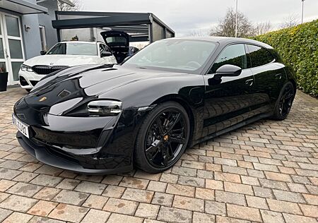 Porsche Taycan Sport Turismo Pano Luft Perf Chrono Kam