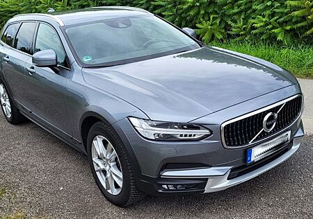 Volvo V90 Cross Country D5 AWD,Navi,Standhzg.AHK,Cam.