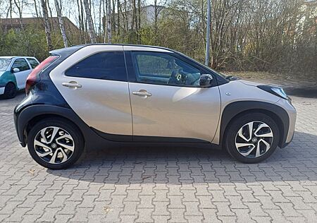 Toyota Aygo (X) Aygo (X) 1.0-l-VVT-i Pulse Pulse