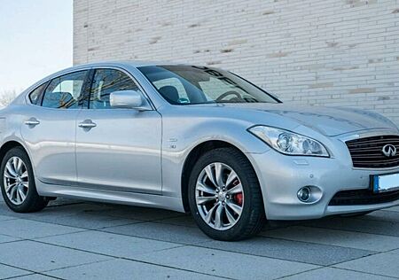 Infiniti M30 30d V6 GT Auto GT