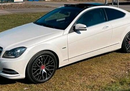 Mercedes-Benz C 350 BlueEFFICIENCY Coupé Autom. -