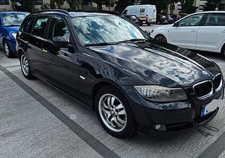 BMW 318d Touring -