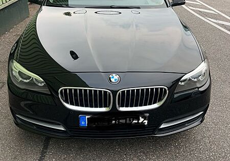 BMW 520d xDrive Touring A -