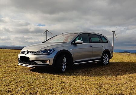 VW Golf Volkswagen 2.0 TDI 135kW SCR DSG 4MOTION Alltrack ...
