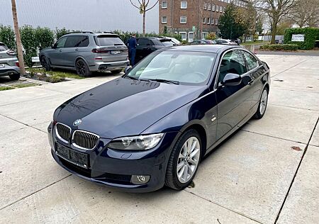 BMW 330i -