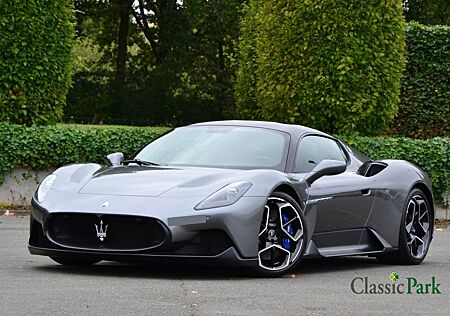 Maserati MC20