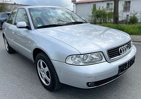 Audi A4 1.6*TÜV*Klimaaut.*8-fach bereift*Sitzheizung*