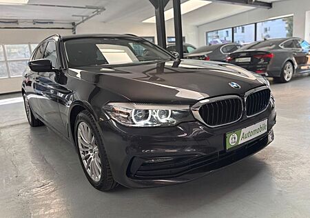 BMW 520d Touring Sport Line HUD LED NAVI VIRTUELL