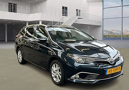 Toyota Auris Touring Sports 1.8 Hybrid Executive