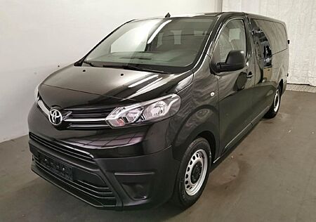 Toyota Pro Ace Verso L2 Kombi 9-Sitzer