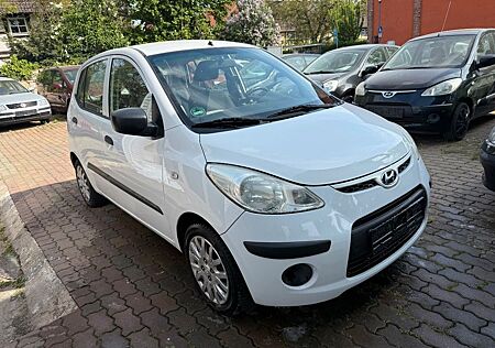 Hyundai i10 1.1 Classic TÜV & AU 11 / 2025