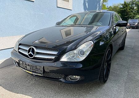 Mercedes-Benz CLS 350 CGI/AMG/7-Tronic/PDC/Glas-Dach/19-Zoll/