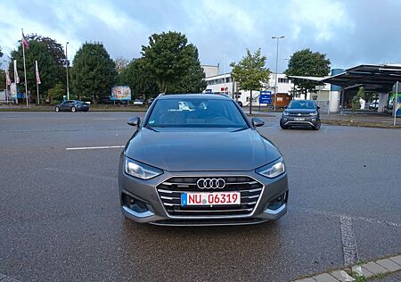Audi A4 Avant 40 TDI quattro advanced2,0TDI DSG LED