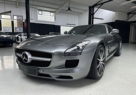 Mercedes-Benz SLS AMG Coupe/V8/B&O/ KERAMIK/CARBON/1.HAND