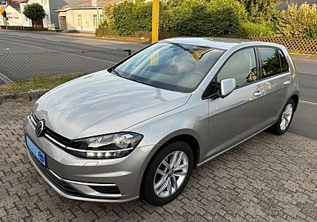 VW Golf Volkswagen VII Lim. 1.4 TSI Comfortline *Navi*PDC*SHZ