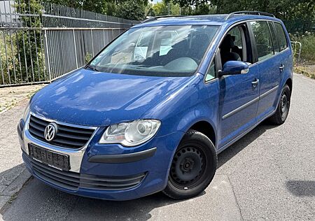 VW Touran Volkswagen 1.6 Conceptline