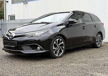 Toyota Auris Touring Sports Design Edition