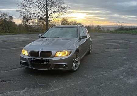 BMW 320 gebraucht kaufen BMW 320i Touring -