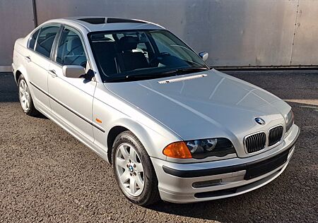 BMW 328i aus 1 Hand KM nachweisbar im Traumzustand