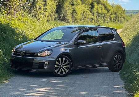 VW Golf Volkswagen 2.0 TDI GTD