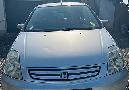Honda Stream 2.0i ES ES