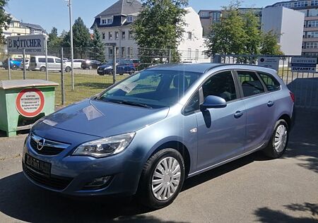 Opel Astra J Sports Tourer Edition