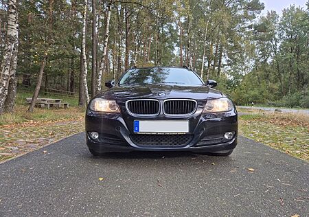 BMW 320i Touring Facelift