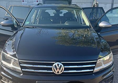 VW Tiguan Allspace Volkswagen 1.4 TSI ACT Trendline Trendline